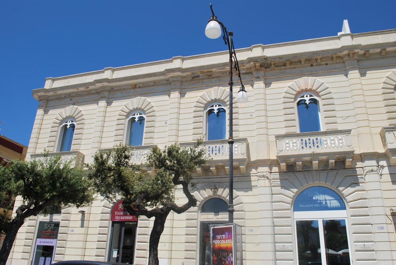 مبيت وإفطار غالّيبولي Palazzo Del Cavaliere المظهر الخارجي الصورة