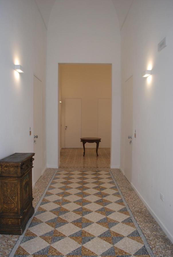 مبيت وإفطار غالّيبولي Palazzo Del Cavaliere المظهر الخارجي الصورة